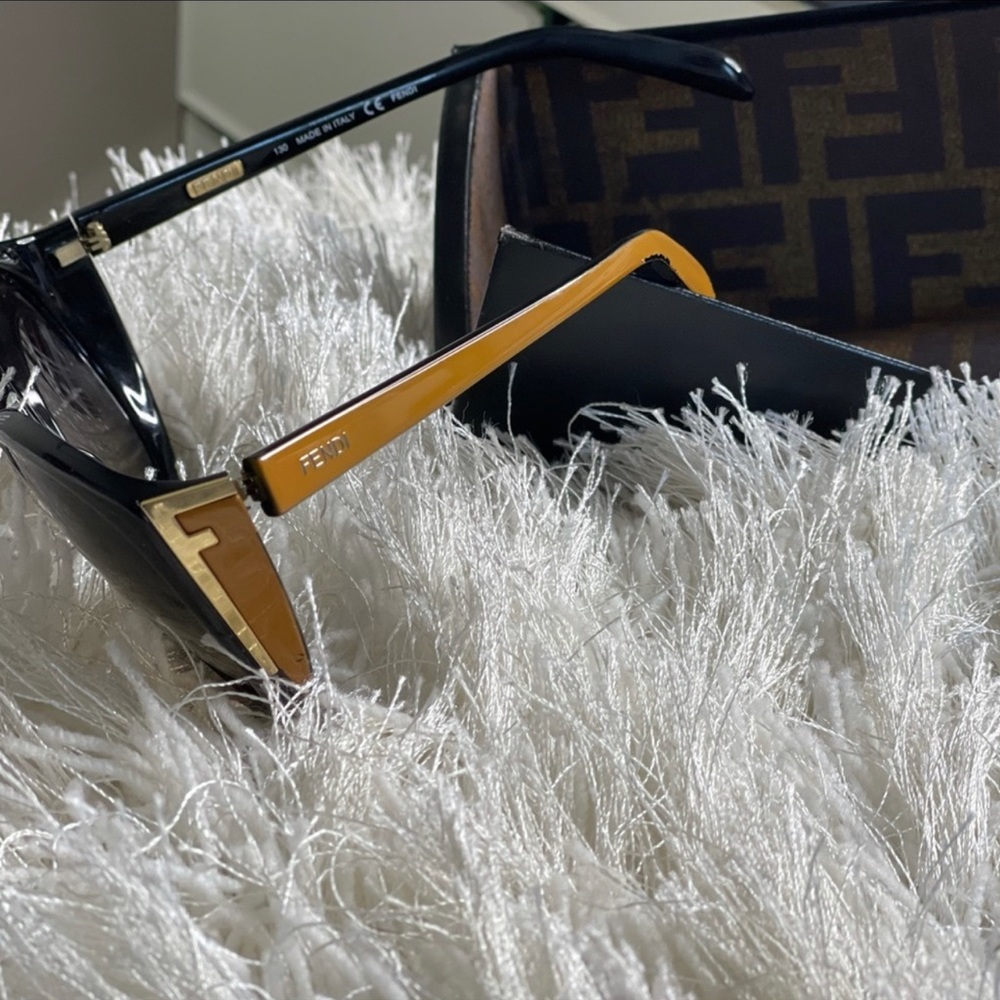 Fendi shades